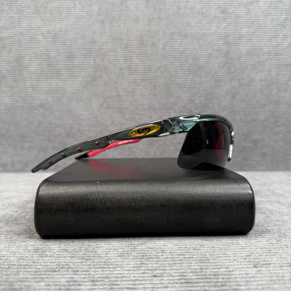 Pro-Grind 2001 Wrap Around Sports Sunglasses‎ Charcoal Red Semi-Rimless Tinted